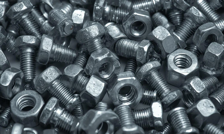 مزایا پیچ و مهره استیل